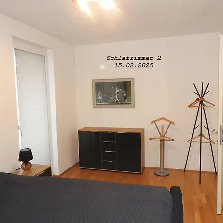 Wien Airport * שווכאט